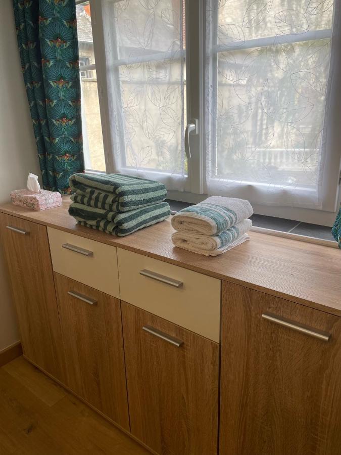 Au Puits De L'Abbaye Apartment บัวร์ ภายนอก รูปภาพ